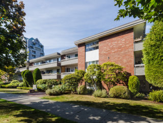 Balmoral Park Apartments