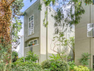 Townhouse strata building