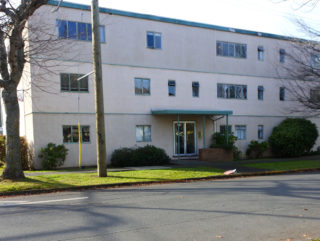 Lynmour Apartments
