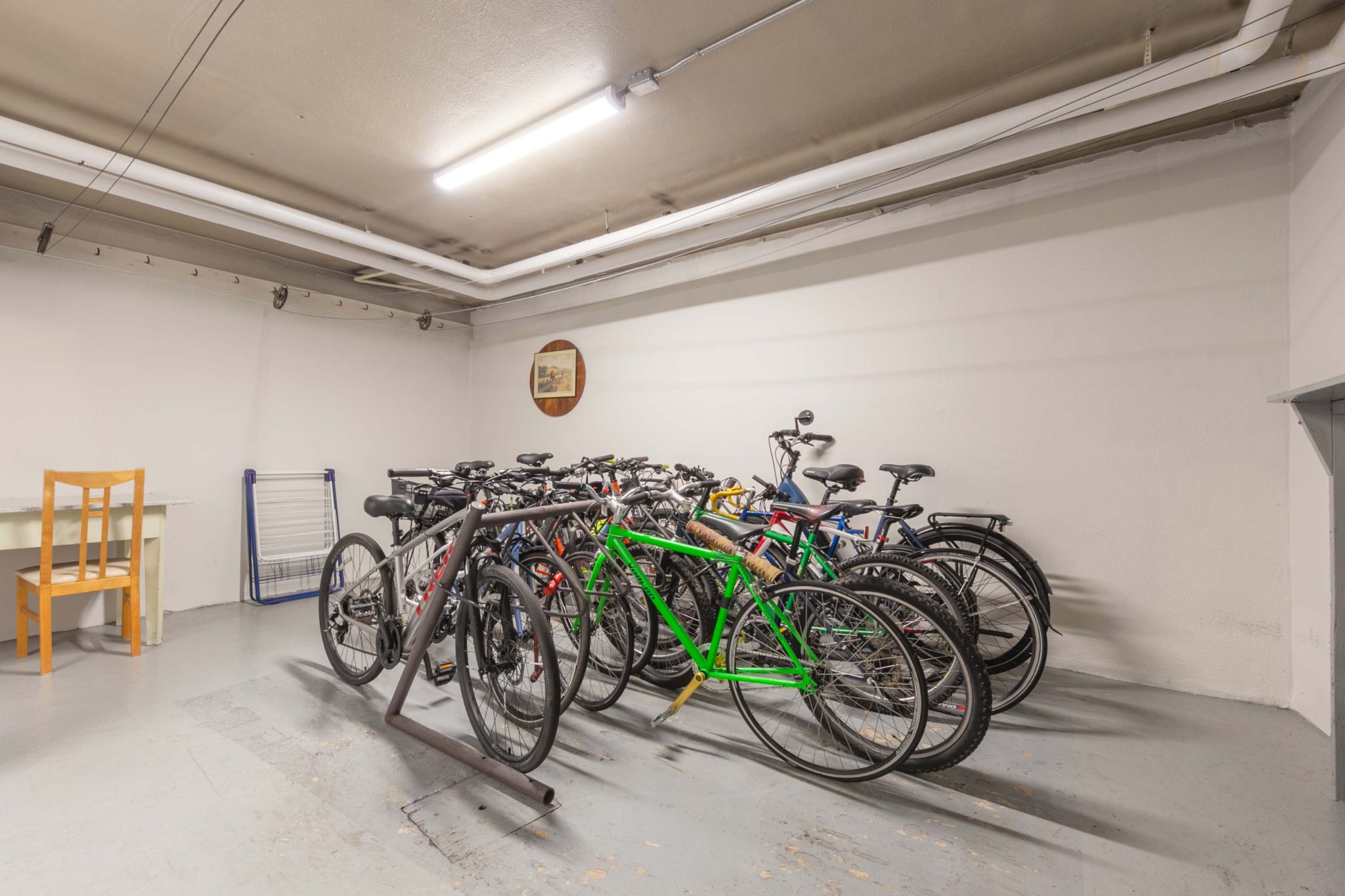 Goodman Commercial Inc. 1847 Barclay 15HDREdit