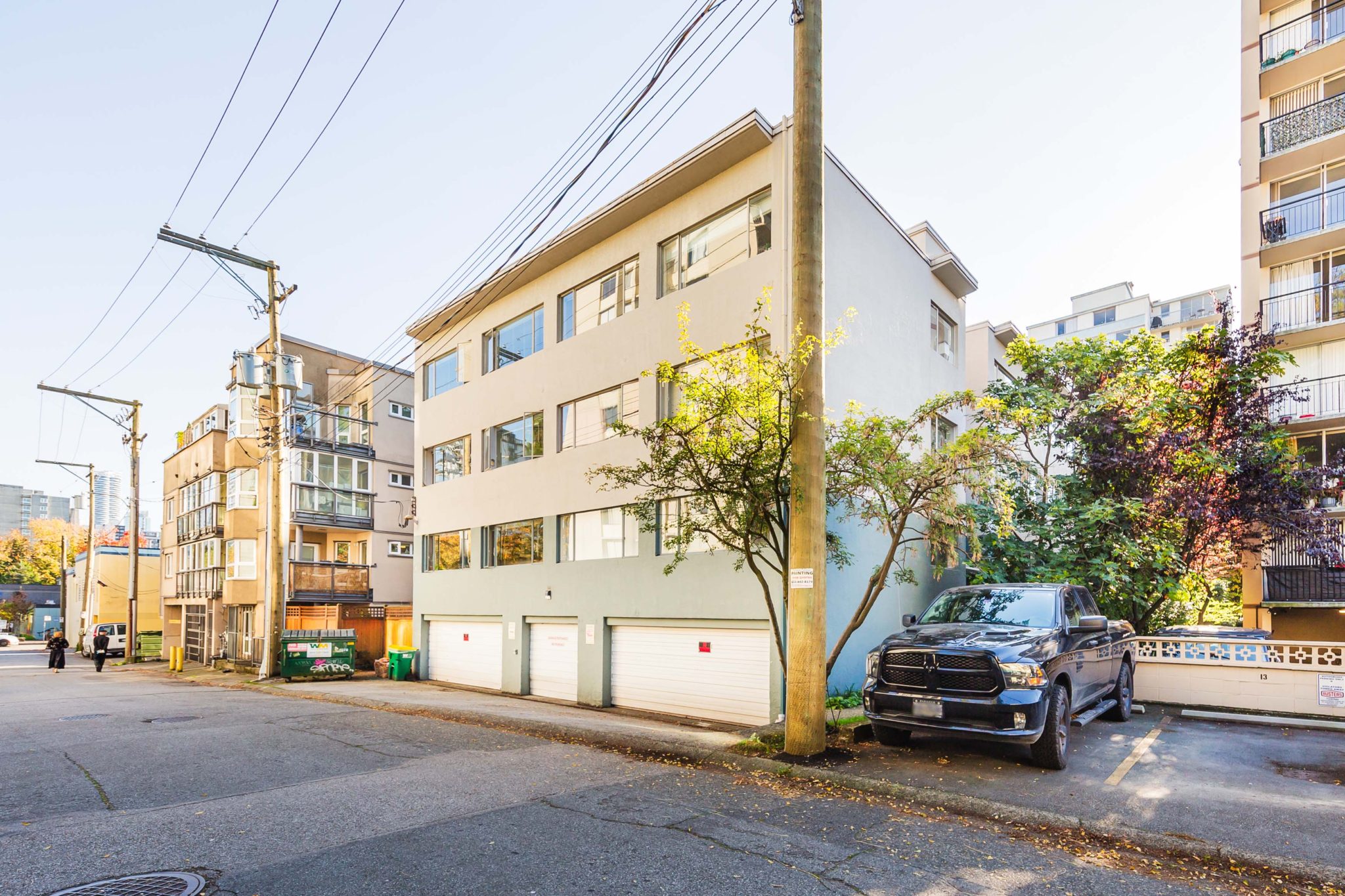 Goodman Commercial Inc. 1847 Barclay 185Edit