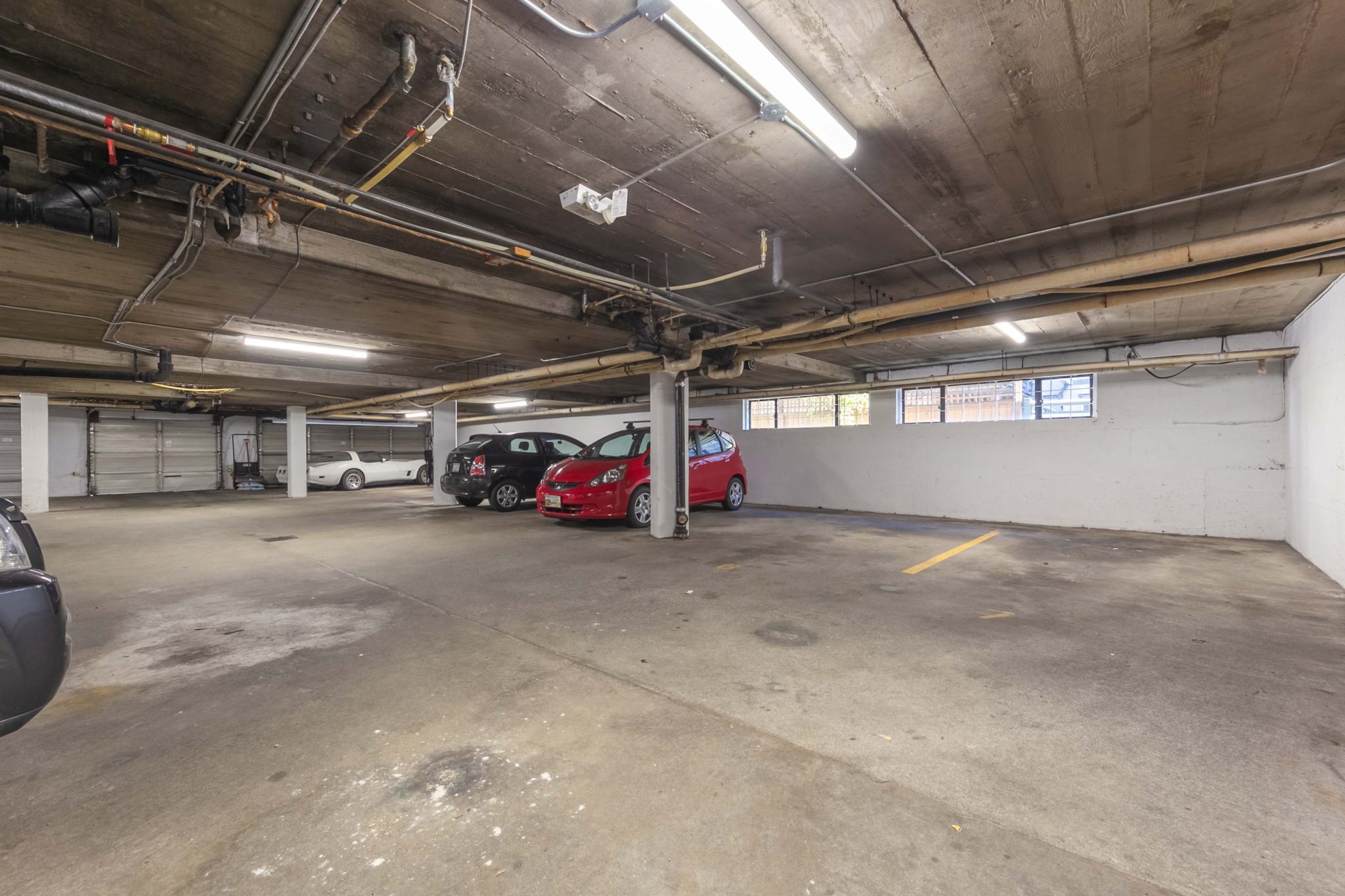 Goodman Commercial Inc. 1847 Barclay 36HDREdit