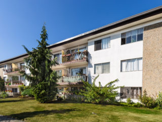 Arlington Court Apartments