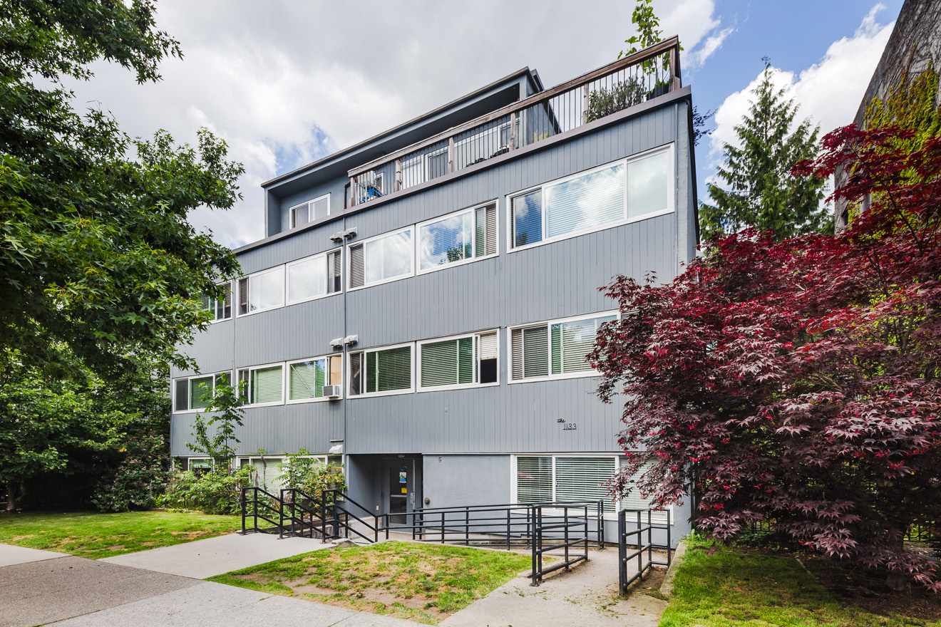 The Garth Apartments